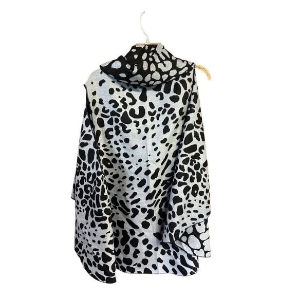 Love of Fashion Animal Print Open Poncho Black & Gray One Size NWT - Picture 2 of 4